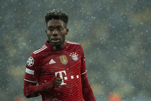 Real Madrid's Alphonso Davies Transfer Insider Insights 01