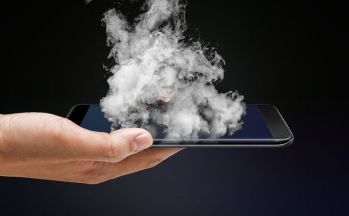 10 Essential Tips to Prevent Cell Phone Overheating and Improve Performance 01